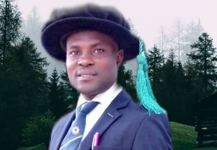 Dr Akaninyene Mark